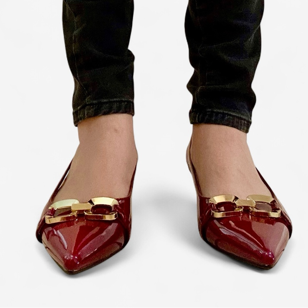Chic Burgundy Pointed Toe Flats with Gold Accent